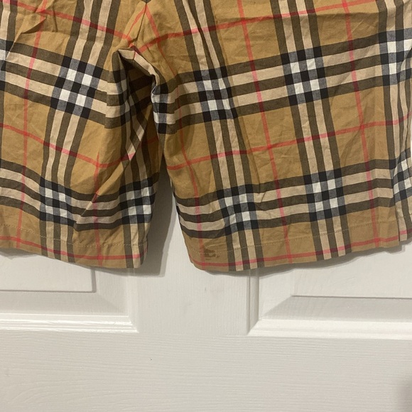 Boy’s Authentic  Burberry Shorts - Picture 5 of 5